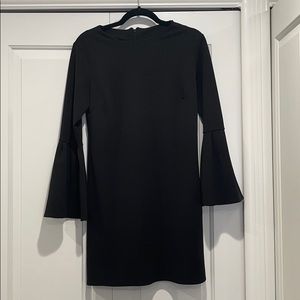 Bell sleeved shirt dress
